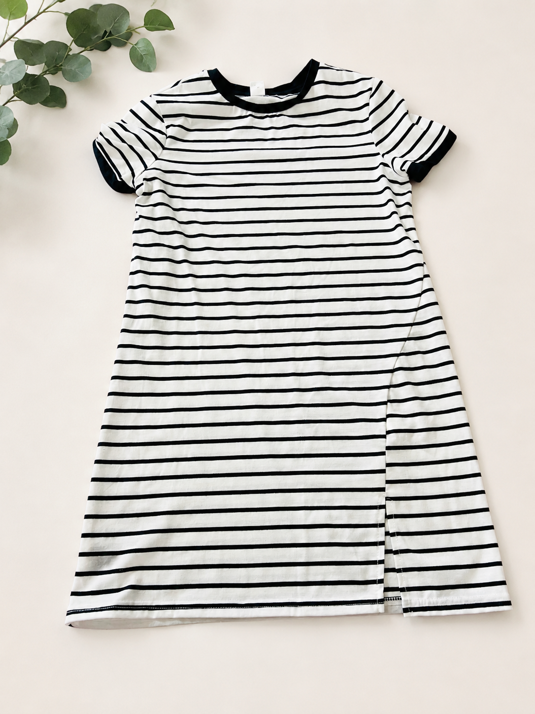 SHEIN Young Girl Striped Knit Crew Neck Form-Fitting Casual Dress