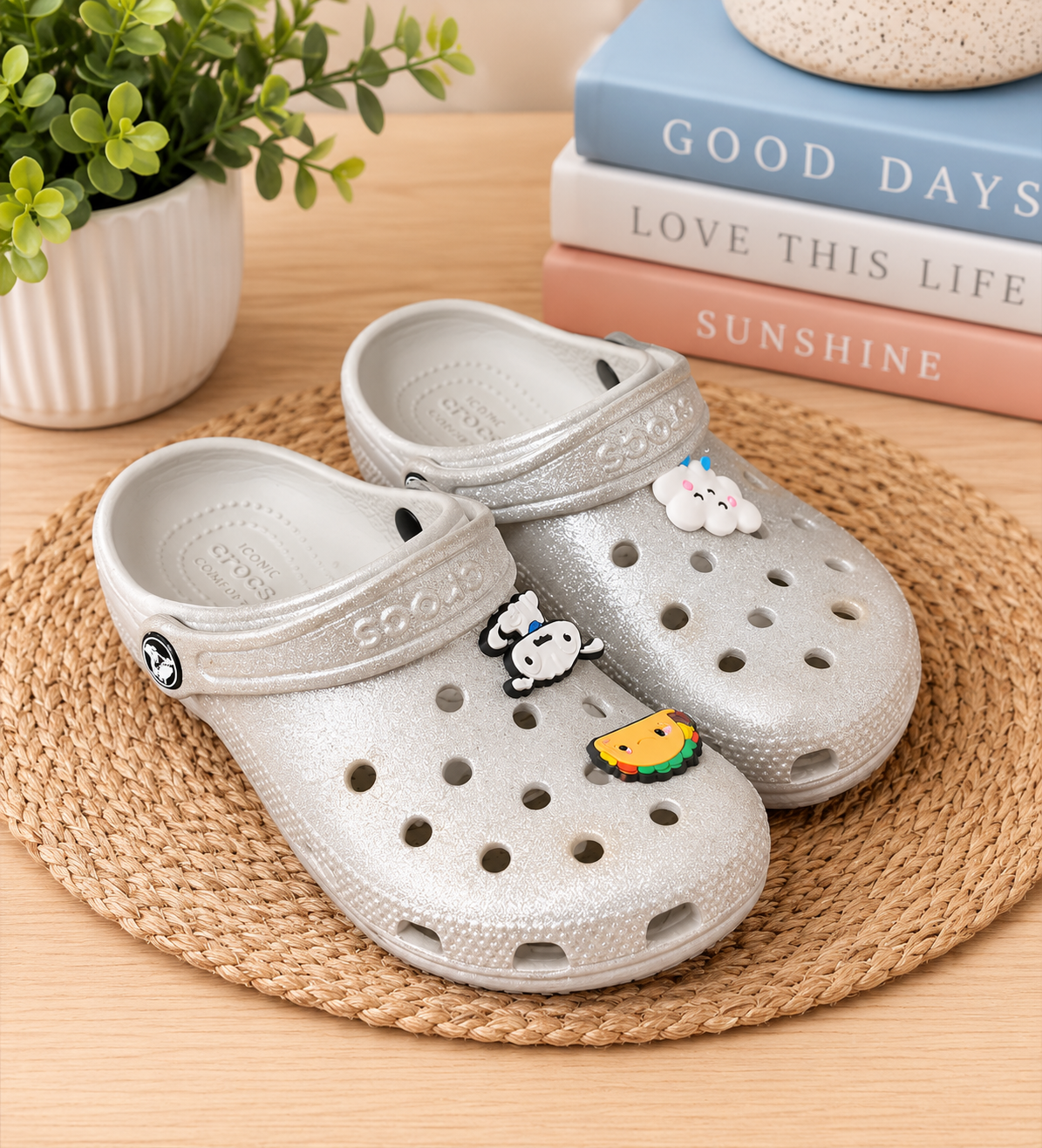 Kids Crocs Classic Glitter Clogs – Silver Sparkle Size 13