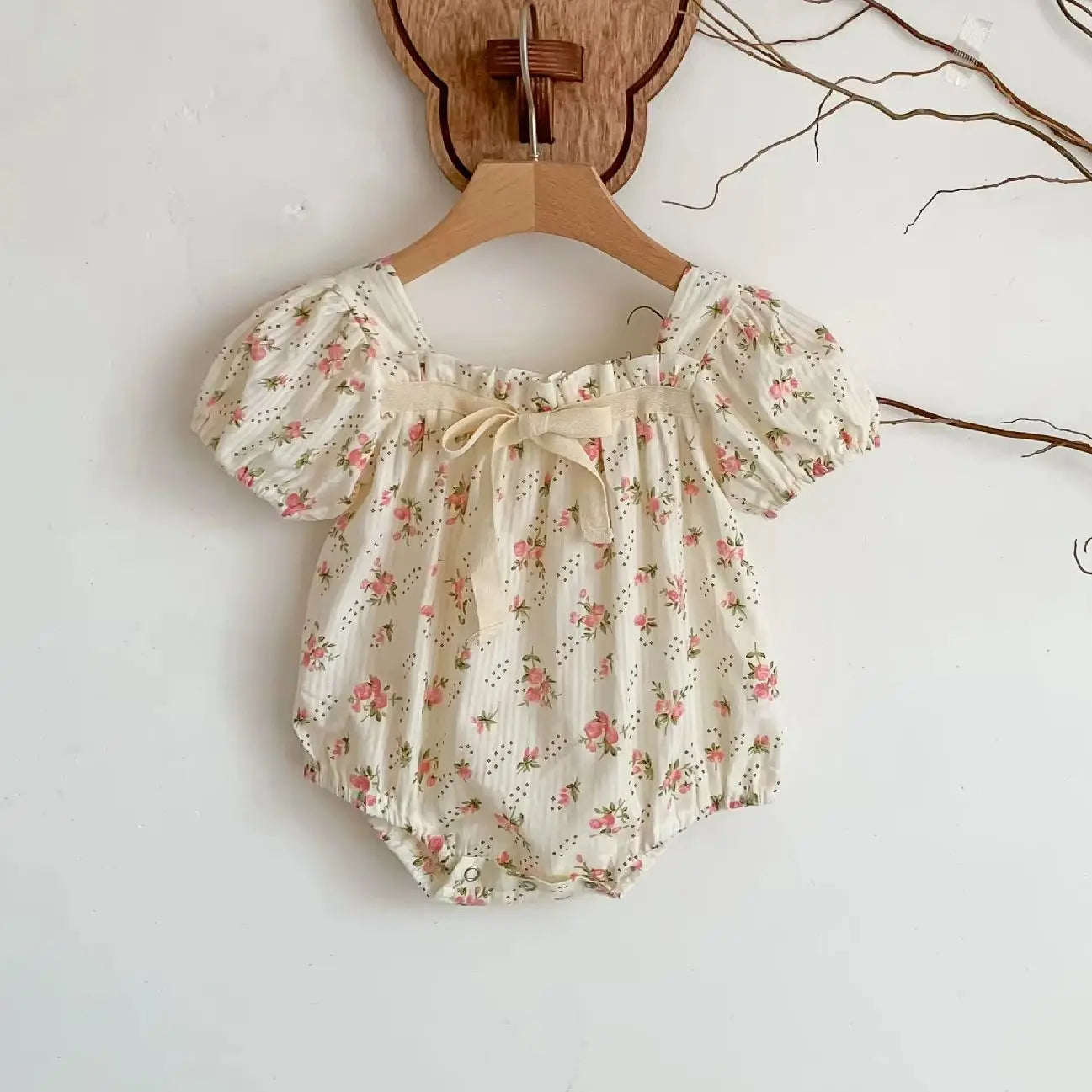 0-2 Years Old Newborn Baby Girl Summer Floral Puff Sleeve Romper with Bow-tie Princess Baby Rompers